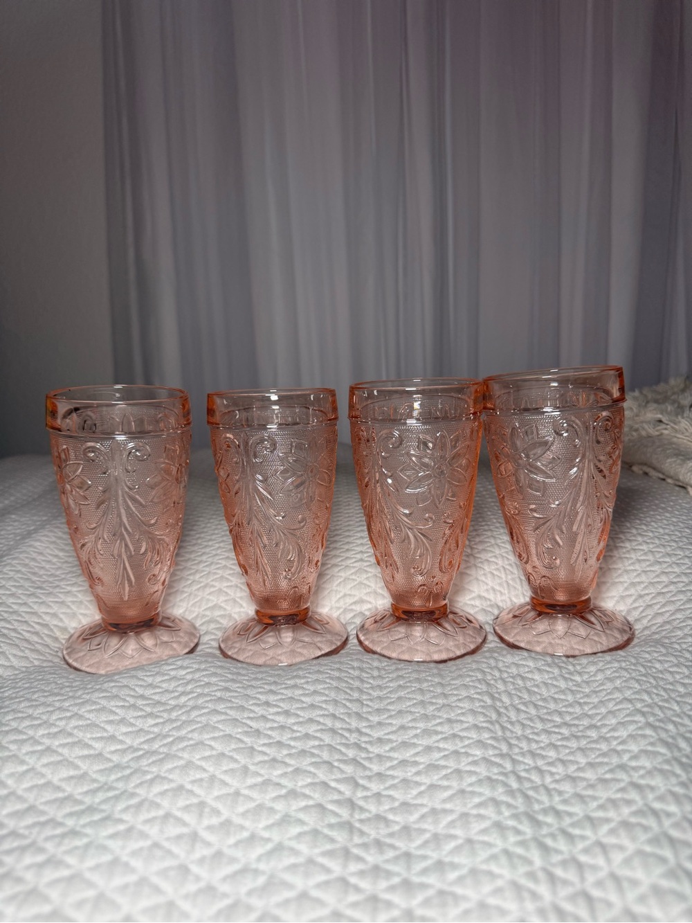 Vintage Tiara Indiana Glass Pink Peach Sandwich Footed Tumblers Set of 4